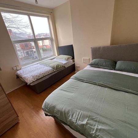 莱切斯特210 Welford Road别墅 外观 照片